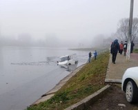 М. Моршин: рятувальники допомогли відбуксирувати мікроавтобус з озера