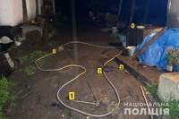 На Красилівщині поліцейські затримали 58-річного чоловіка, який через ревнощі наніс тяжкі тілесні ушкодження своєму односельцеві