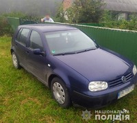 На Хмельниччині поліцейські оперативно затримали іноземця, який заволодів автомобілем жителя обласного центру