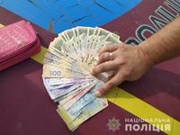 За підозрою у серії крадіжок поліцейські Томаківки встановили 31-річну жінку