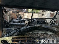 Правоохоронці викрили підпалювачів машин та гаража відомого блогера