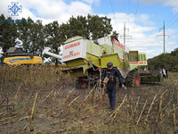 На ворожій міні підірвався комбайн