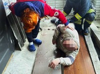 Київська область: рятувальники транспортували чоловіка без свідомості у авто «Швидкої»