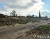 За жорстоке вбивство 64-річної жінки поліцейські Синельниківського району затримали неповнолітнього односельчанина