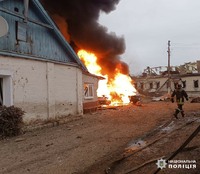 Ворог поцілив у лікарню в селищі Золочів: поліція документує наслідки обстрілу