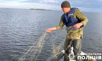 «Нерест 2024» на Полтавщині: поліція вилучила з акваторії Сулинського заказника близько 400 метрів браконьєрських сіток
