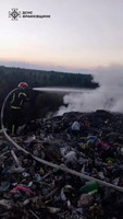 Рятувальники ліквідували пожежу сміття на полігоні твердих побутових відходів у Ямницькій ТГ