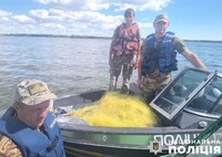 На водоймах Полтавщини поліція вилучила півтора кілометра браконьєрських сіток