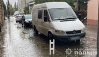 Поліцейські Вінниччини затримали підозрюваного у незаконному заволодінні мікроавтобуса