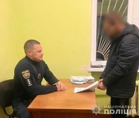 У  П'ятихатках за спричинення тяжких тілесних ушкоджень 3-річному хлопчику поліцейські затримали його батька