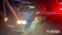 У Чернівецькому районі слідчі поліції задокументували дорожньо-транспортну пригоду, в якій травмувалася жінка-пішохід