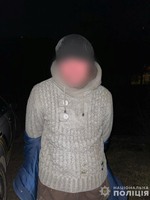 У Перечині поліція затримала зловмисника, який увірвався в будинок місцевих жителів та пограбував їх