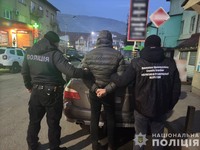 Поліція Рахова затримала основного організатора раніше заблокованого каналу незаконного переправлення чоловіків через кордон