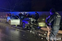 У Чернівцях слідчі поліції розслідують ДТП, в якій травмувалася водійка легковика