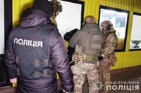 Правоохоронці затримали вінничанина, який вимагав у знайомого гроші