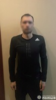 У Львові поліцейські затримали зловмисника, підозрюваного у пограбуванні пенсіонерки