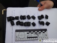 У Дніпровському районі столиці поліцейські затримали чоловіка, який збував психотропні речовини