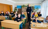 Поліцейські Павлограда попереджають: весняна крига може стати небезпечною пасткою!