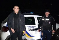 Затримали на гарячому: Нікопольські поліцейські охорони попередили крадіжку