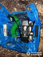 Розбив вікно легковика задля вчинення крадіжки: Вінницькі поліцейські затримали 35-річного зловмисника