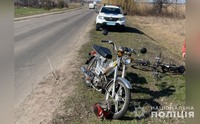 Поліція Полтавщини встановлює обставини ДТП, в якій травмований водій мопеда