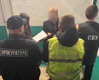 На Львівщині поліцейські затримали брата і сестру, які організували схему незаконного переправлення військовозобов’язаних за кордон