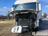 Поліція встановлює обставини ДТП у Кременчуцькому районі, в якій загинув водій легковика
