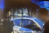 Побив жінку та намагався втекти: поліцейські охорони Чорноморська оперативно затримали порушника