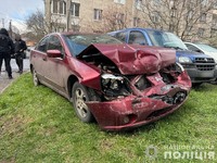 Тікав від поліції, здійснив наїзд на патрульного та вчинив ДТП У Вінниці – слідчі поліції повідомили фігуранту про підозру
