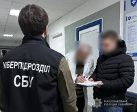 Слідчі поліції викрили двох колишніх медпрацівників з Буковини, підозрюваних в одержанні неправомірної вигоди за вплив на рішення МСЕК