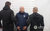 Допустив зіткнення з авто, скоїв наїзд на пішохода та втік: поліція Ужгорода затримала нетверезого водія