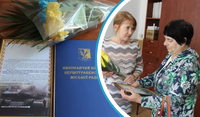 У Шахтарському матері військовослужбовця Олексія Радченка вручили Подяку
