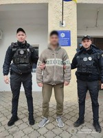 Запорізькі поліцейські викрили серійного крадія майна автовласників