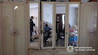Викрав з будинку потерпілої понад 100 тисяч гривень, ювелірні вироби та техніку: поліція Міжгір’я впіймала зловмисника