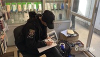 Викрав 15 мобільних телефонів, побутову техніку та 8500 гривень: поліцейські Могилів-Подільського райвідділу затримали раніше судимого 24-річного зловмисника