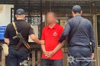 У Дніпрі  поліція затримала підозрюваного за пограбування будинку військовослужбовця