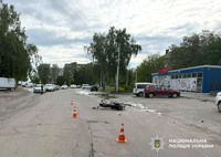 Поліція Полтавщини встановлює обставини ДТП, в якій травмований мотоцикліст