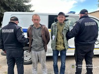 Новгород-Сіверські поліцейські затримали чоловіків, які погрожували правоохоронцям фізичною розправою та чинили опір при затриманні