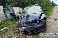 На Ізяславщині поліцейські встановлюють обставини ДТП, у якій травмувалося двоє людей