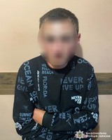 На Львівщині поліцейські затримали зловмисника, який жорстоко побив батька, завдавши йому тяжких травм