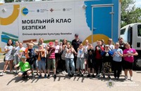 У Тернівці мобільний клас безпеки провів заняття, яке продовжили в укритті під час тривоги