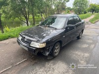 Чернігівські поліцейські оперативно затримали викрадача автомобіля