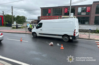 Причини ДТП, яка трапилася в Тернополі, встановлюють слідчі поліції