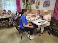 Коли розмова лікує: жінки «елегантного віку» у Тернівці пройшли ресурсну терапію