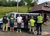 Каретою «швидкої» перевозили із Харкова до Закарпаття: поліція Рахівщини викрила схему переправлення військовозобов’язаних до Румунії