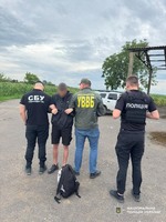 Поліція Ужгородщини затримала зловмисника, який за 8 000$ намагався переправити до Угорщини військовозобов’язаного з Дніпропетровщини