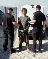 Поліцейські Рахівщини затримали мешканця Київщини, який незаконно заволодів мотоциклом місцевого жителя