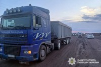 У Хмельницькому районі поліцейські встановлюють обставини ДТП, у якій одна людина загинула, і ще одна – травмувалась