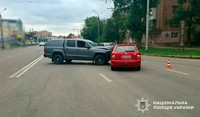 Поліція Полтави встановлює обставини ДТП, у якій травмована пасажирка легковика