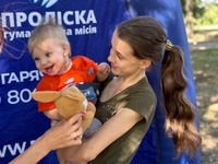 Усмішка на п'ять зубів: малюк із Межової знайшов спокій у Павлограді